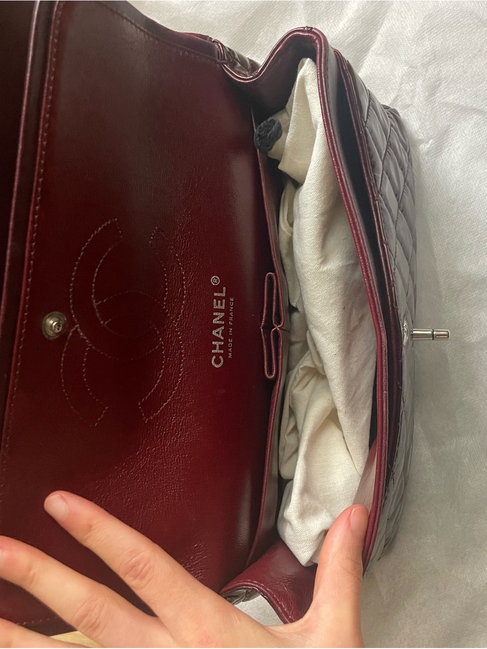 CHANEL Quilted Patent Leather Shoulder Bag in Burgundy - Picture 6 of 7